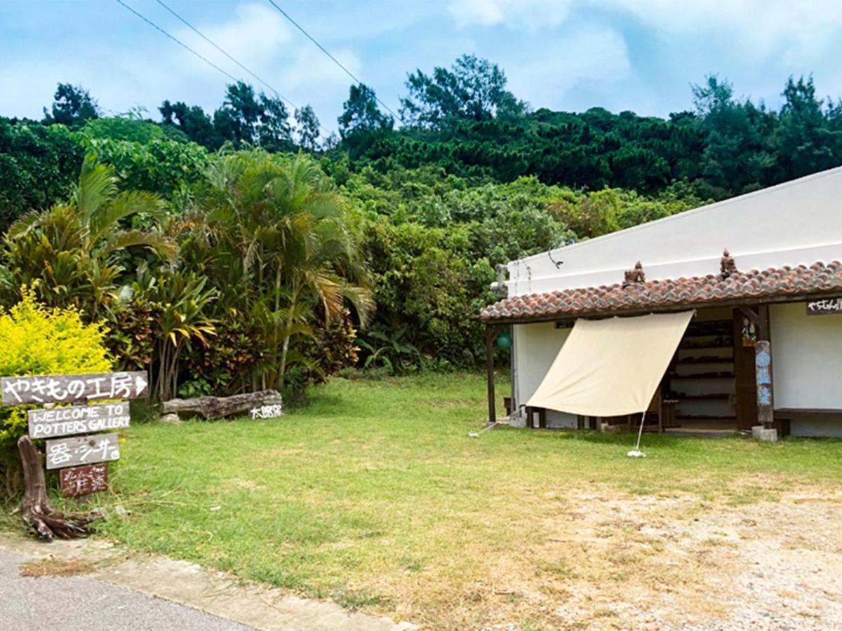 石垣島コテージakeeesi365 Ishigaki  Exterior photo